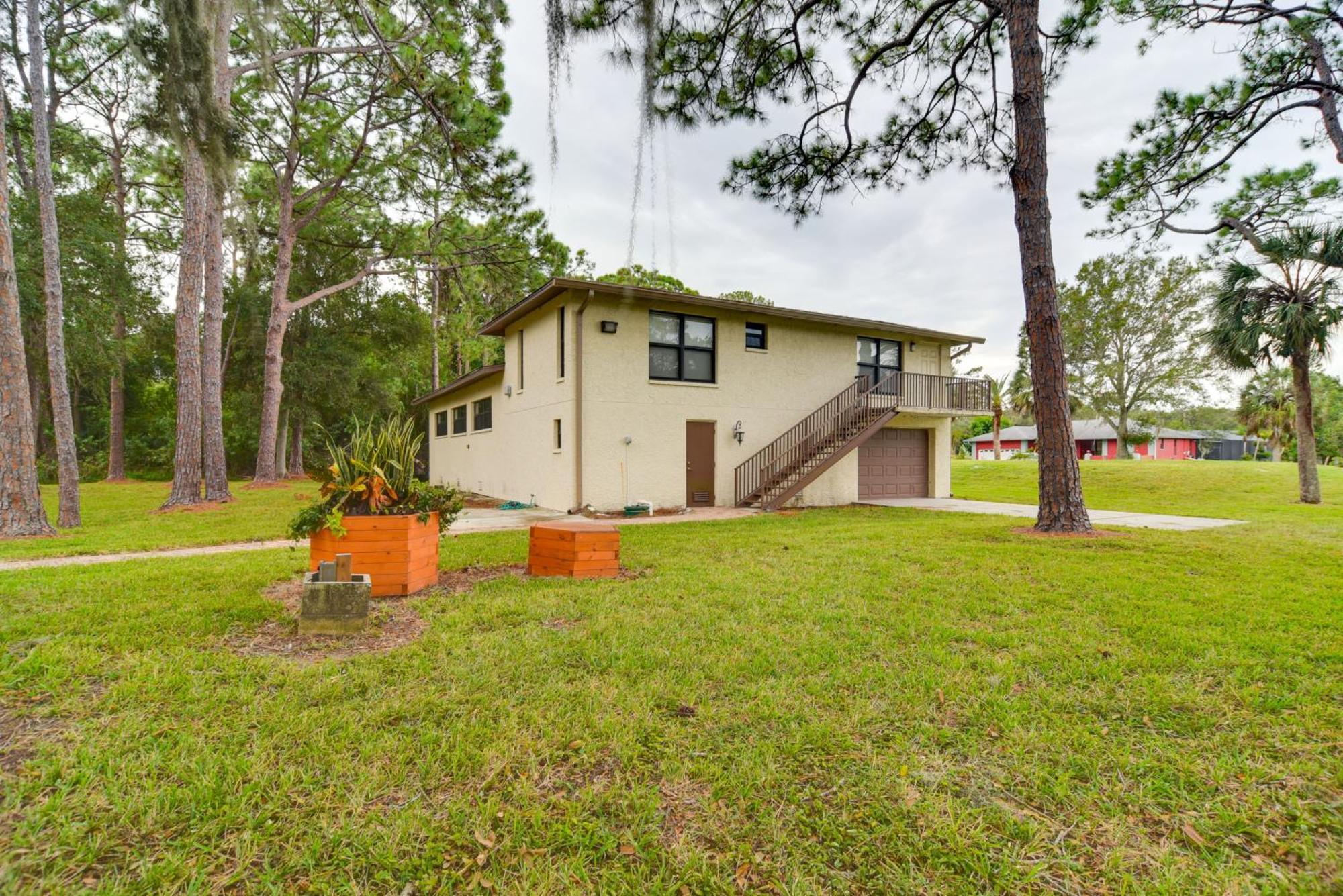 Sleek Largo Studio With Pond Less Than 7 Mi To Beach! Экстерьер фото